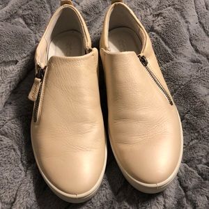 Like new Ecco shoes